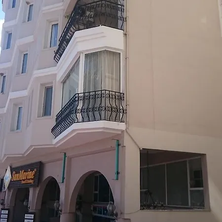 Alesta Apartment *